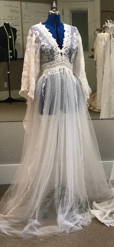 Speak To Me Dress XS/medium empire Waist empire