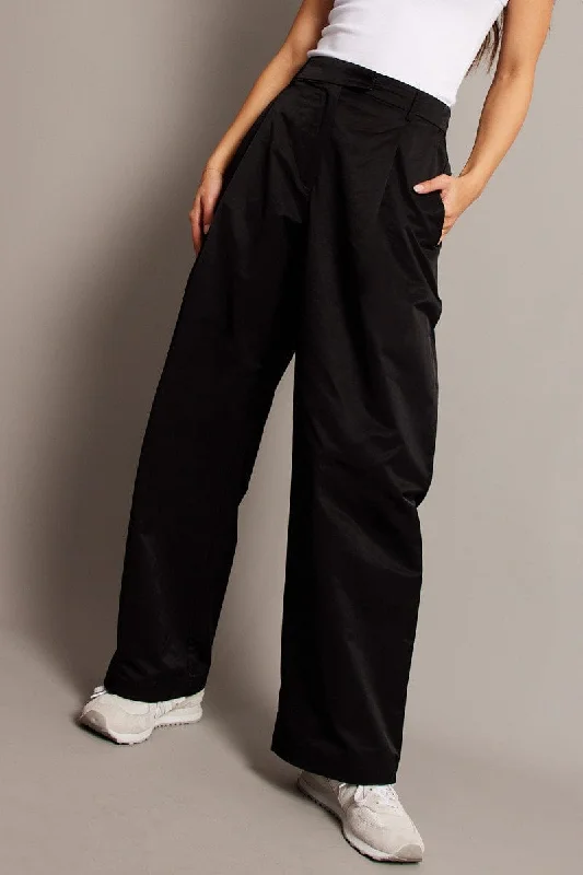 Black Wide Leg Pants Pleated Front Chic Capri Pants