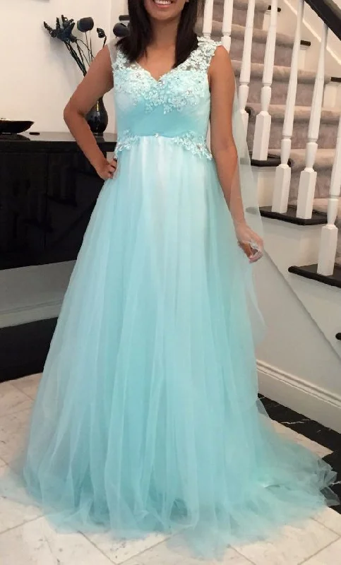 Light Blue A Line Prom Dresses Tulle Lace Applique Evening Gowns With V Neckline cg8623 Light Blue A Line Prom Dresses Tulle Lace Applique Evening Gowns With V Neckline cg8623