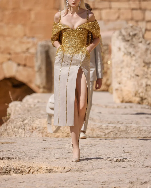 Collar-Like Hood Dress