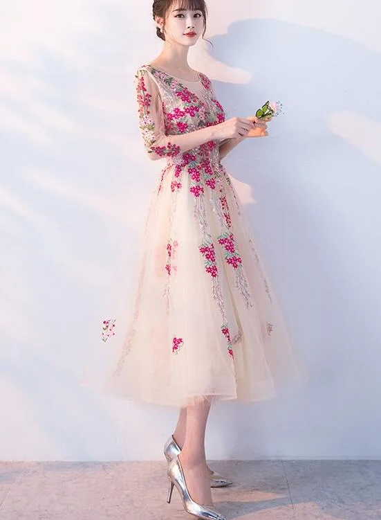 Charming Flowers Lace Champagne Tea Length Party Dress , Wedding Party Dress Tunics Luxurious premium Charming Flowers Lace Champagne Tea Length Party Dress , Wedding Party Dress Tunics Luxurious premium