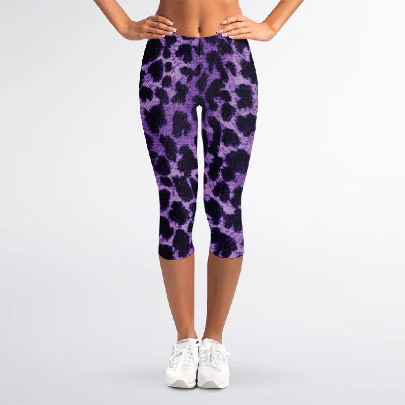 Purple And Black Cheetah Print Women's Capri Leggings Cozy Workout Performance Leggings Purple And Black Cheetah Print Women's Capri Leggings Cozy Workout Performance Leggings