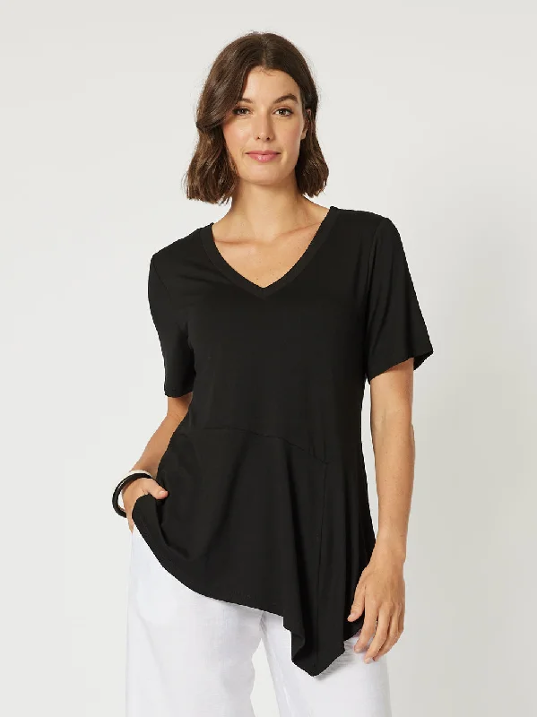 Travellers Angle Hem - T-shirt - Black Anti-Pilling Machine Wash Handmade