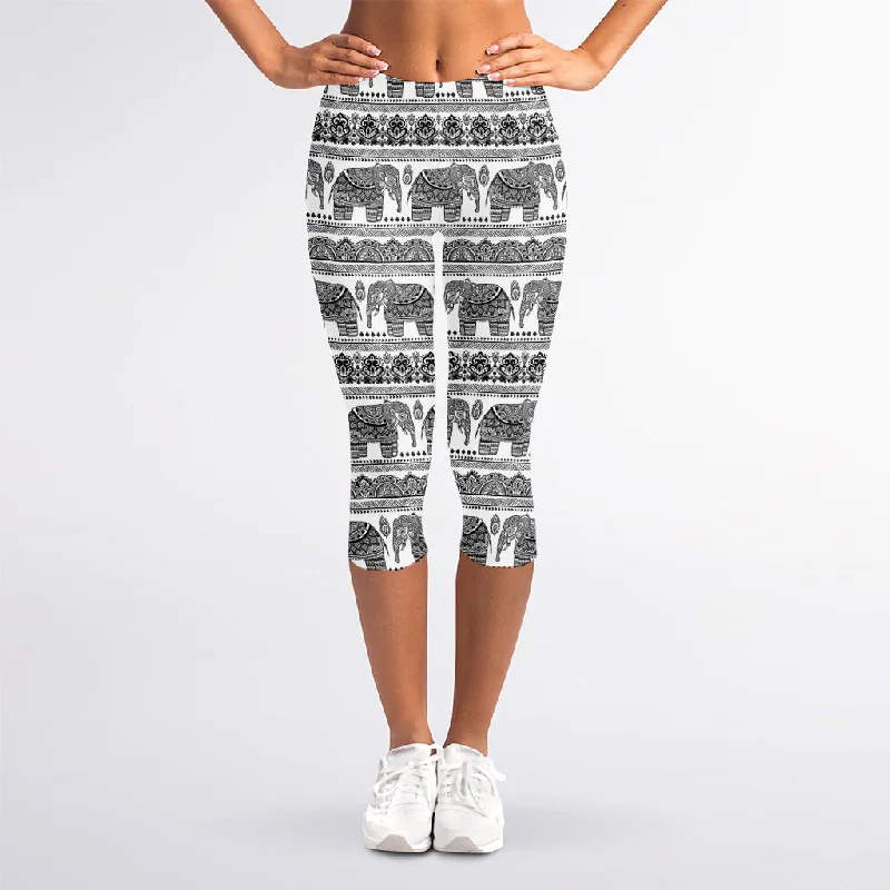 Indian Bohemian Elephant Pattern Print Women's Capri Leggings Chic Velvet Soft Leggings Indian Bohemian Elephant Pattern Print Women's Capri Leggings Chic Velvet Soft Leggings