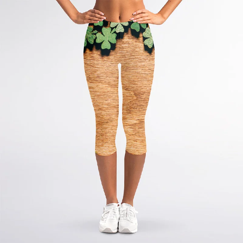 Irish Four Leaf Clovers Wood Print Women's Capri Leggings Comfortable Slip-On Compression Leggings Irish Four Leaf Clovers Wood Print Women's Capri Leggings Comfortable Slip-On Compression Leggings
