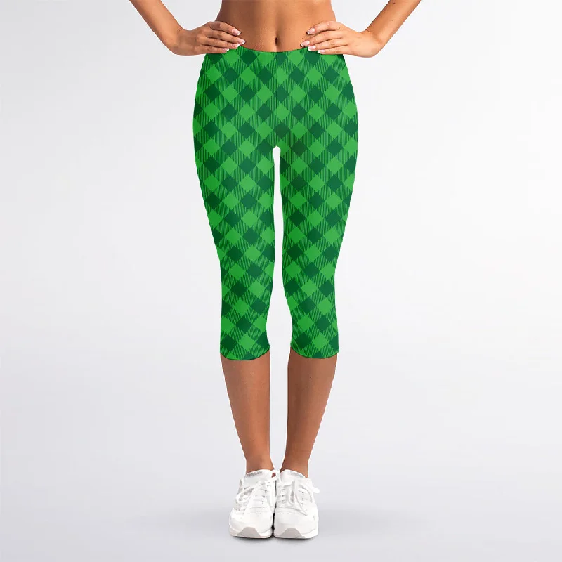 Irish Green Buffalo Plaid Print Women's Capri Leggings Stylish Capri Leggings