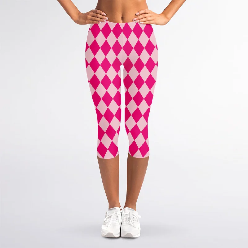 Pink Harlequin Pattern Print Women's Capri Leggings Comfortable Full-Body Compression Leggings Pink Harlequin Pattern Print Women's Capri Leggings Comfortable Full-Body Compression Leggings